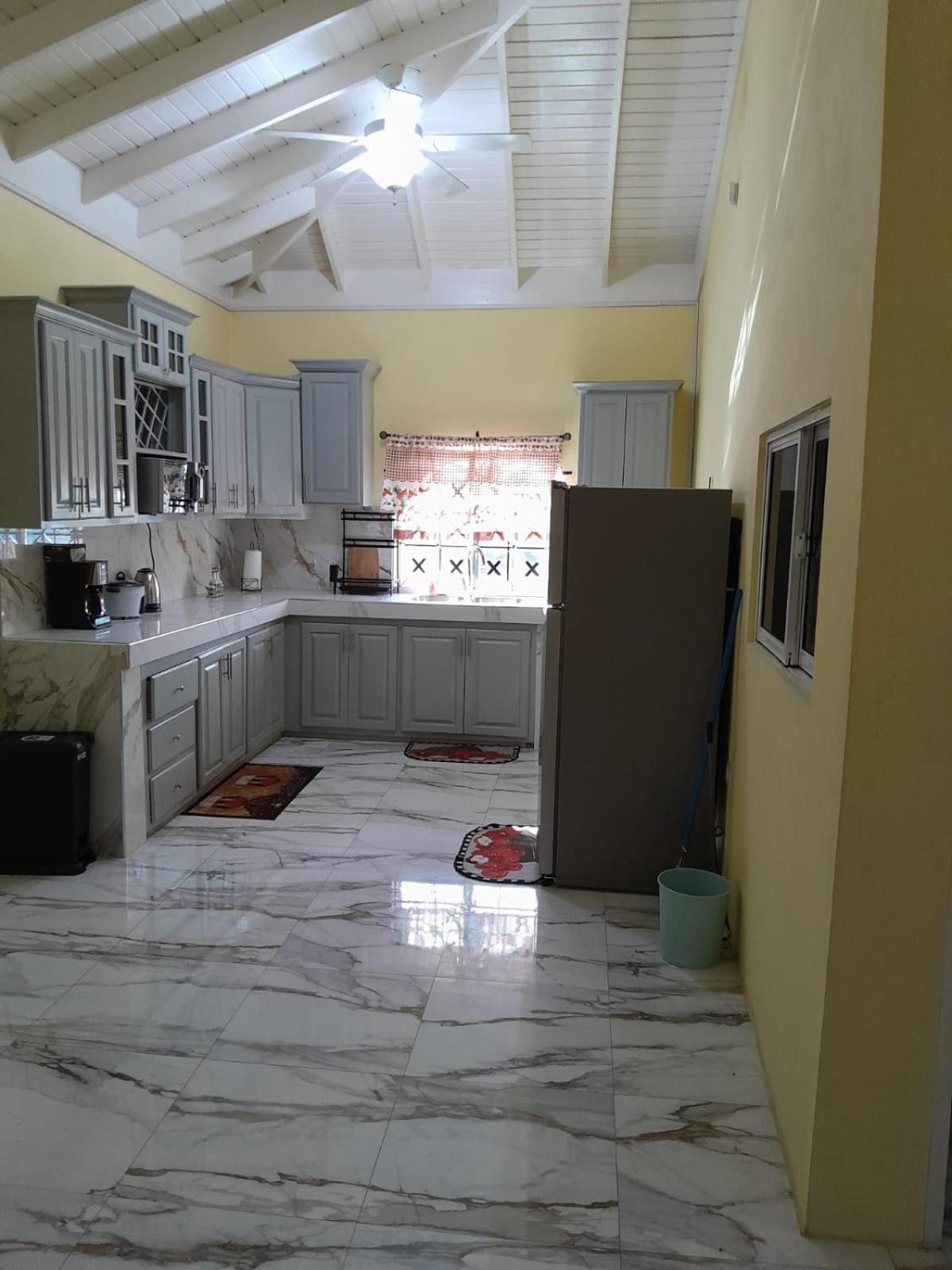 Jamaica Oasis Suite Portmore Esterno foto